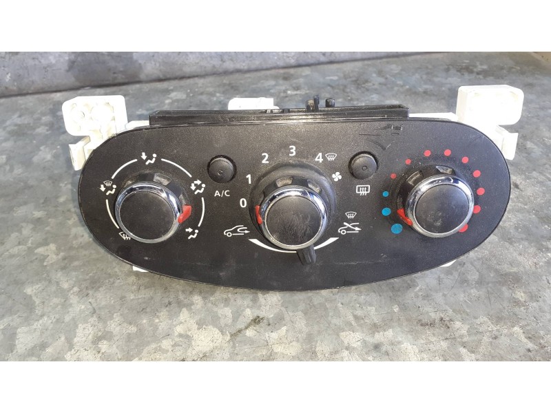 Recambio de mando calefaccion / aire acondicionado para dacia sandero referencia OEM IAM A42303400  