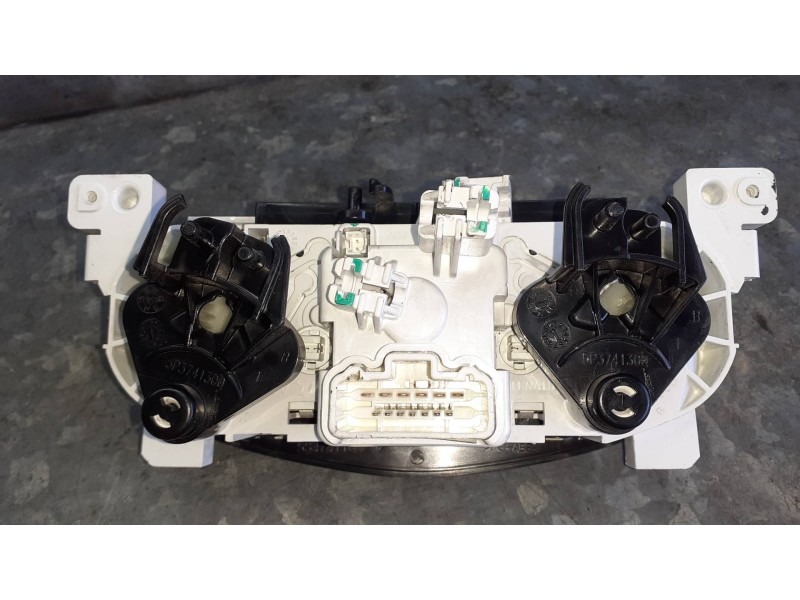 Recambio de mando calefaccion / aire acondicionado para dacia sandero referencia OEM IAM A42303400  