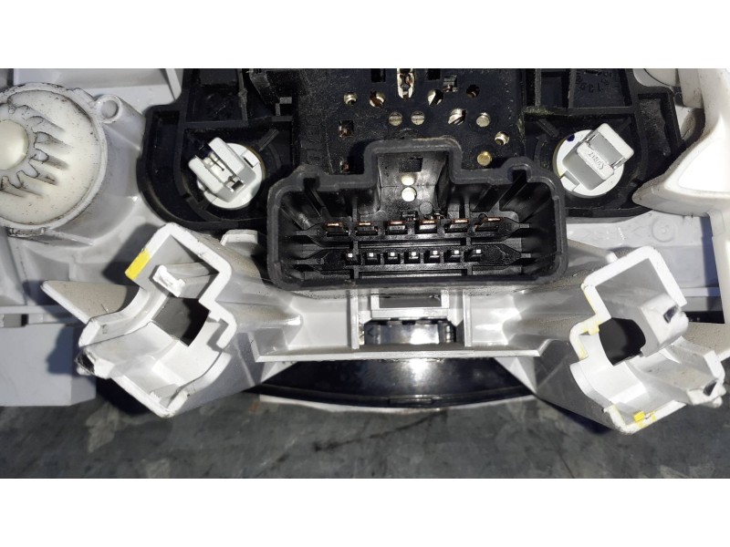 Recambio de mando calefaccion / aire acondicionado para dacia duster ambiance 4x2 referencia OEM IAM D170529AL2S10358  