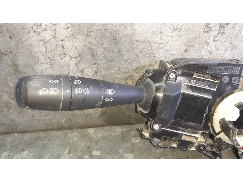 Recambio de mando multifuncion para dacia duster ambiance 4x2 referencia OEM IAM 255670754R E1109662 