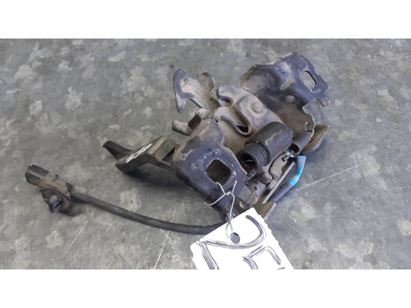 Recambio de cerradura capo para dacia sandero referencia OEM IAM 656013486R 16013 