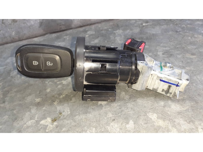 Recambio de conmutador de arranque para dacia duster ambiance 4x2 referencia OEM IAM G7578A936 21986212 285916556R