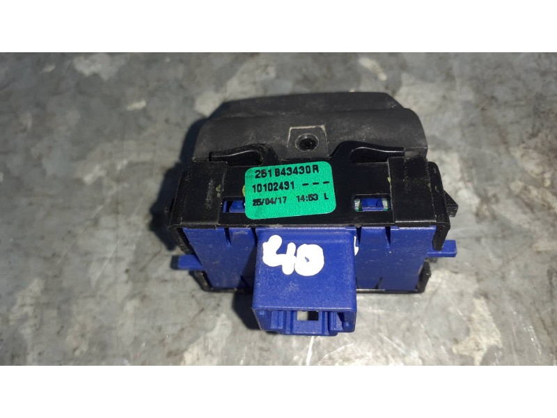 Recambio de interruptor para dacia duster ambiance 4x2 referencia OEM IAM 251B43430R 10102491 