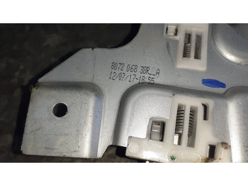 Recambio de elevalunas delantero derecho para dacia duster ambiance 4x2 referencia OEM IAM 807206838R 128001471B 9030319C