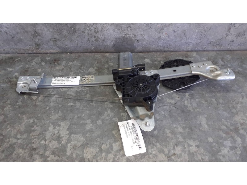 Recambio de elevalunas trasero derecho para dacia sandero referencia OEM IAM 827206057R ELECTRICO CON MOTOR