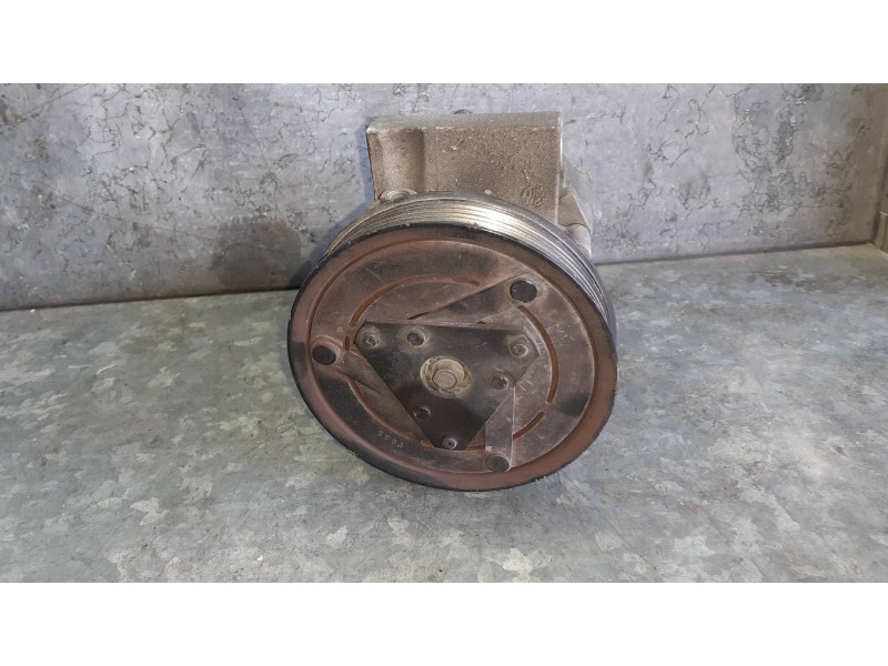Recambio de compresor aire acondicionado para dacia sandero referencia OEM IAM 6012408048 926009154R 