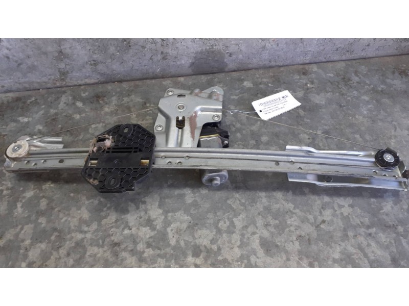 Recambio de elevalunas delantero izquierdo para dacia sandero referencia OEM IAM D371001M13616 ELECTRICO CON MOTOR