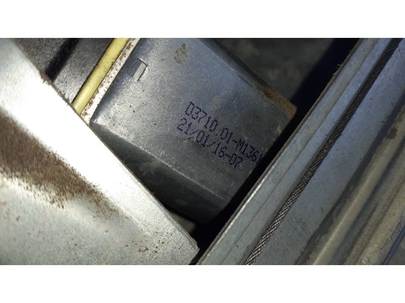 Recambio de elevalunas delantero izquierdo para dacia sandero referencia OEM IAM D371001M13616 ELECTRICO CON MOTOR