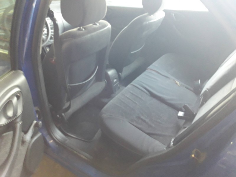 citroen xsara berlina del año 2000