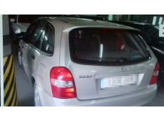mazda 323 berl. f/s (bj) del año 2001