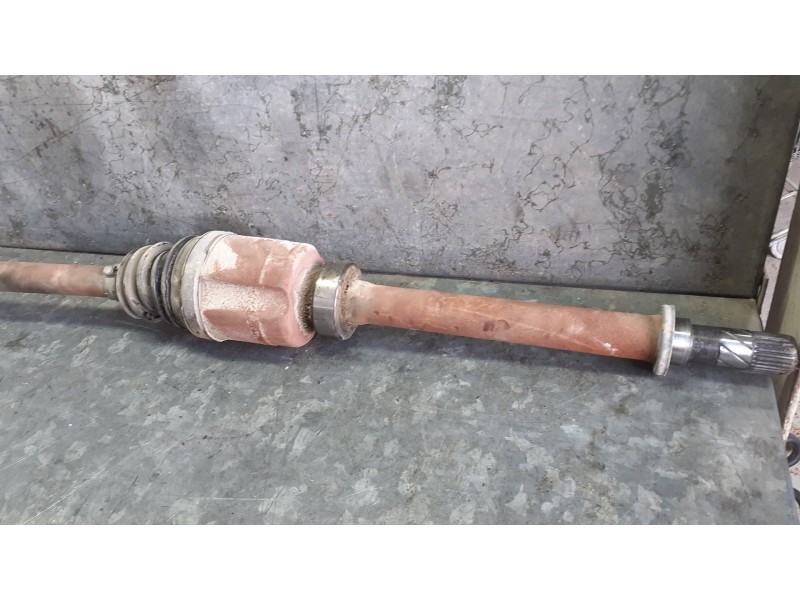 Recambio de transmision delantera derecha para dacia duster ambiance 4x2 referencia OEM IAM 391003840R  