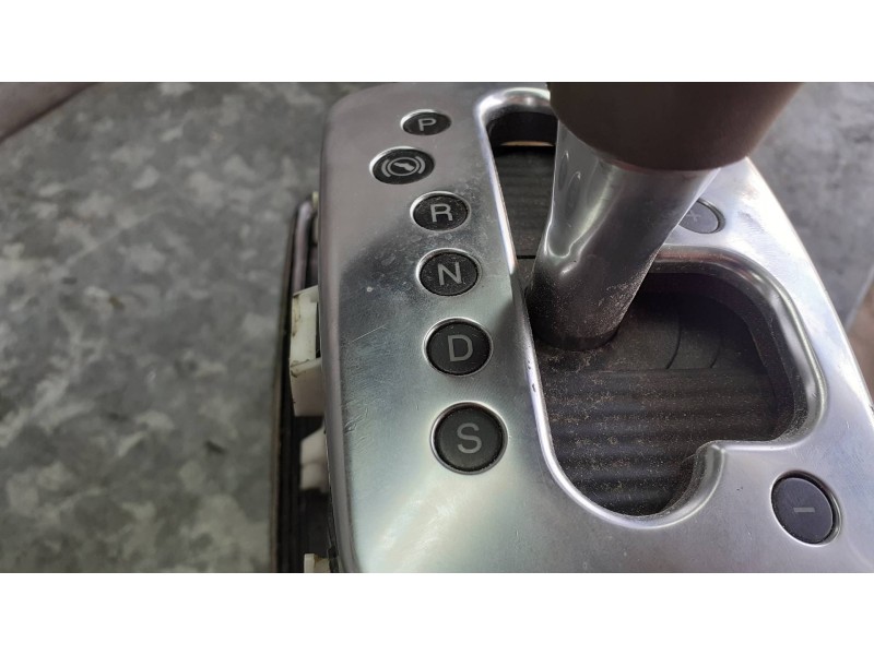 Recambio de palanca cambio para audi a4 berlina (8e) referencia OEM IAM 42046022750413 8E1131113Q7 