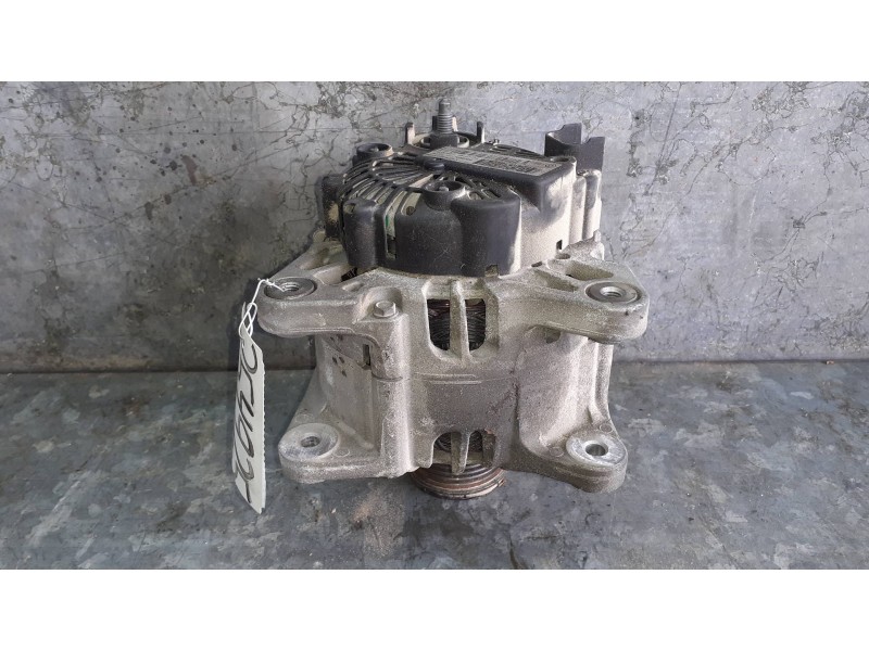 Recambio de alternador para dacia duster ambiance 4x2 referencia OEM IAM 2612717A 19117 2117063095