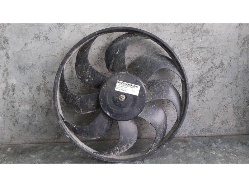 Recambio de electroventilador para dacia sandero referencia OEM IAM SR334110 5000991 5YY0584
