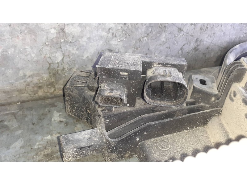 Recambio de electroventilador para dacia duster ambiance 4x2 referencia OEM IAM 214811626R  