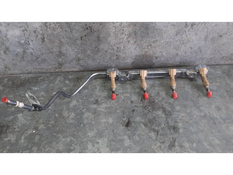 Recambio de rampa inyectora para toyota prius+ referencia OEM IAM 19H23  