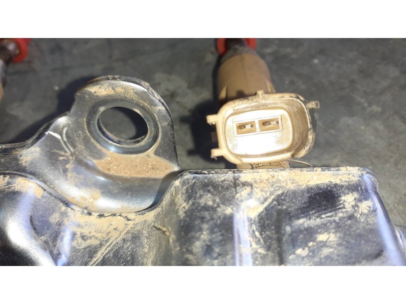 Recambio de rampa inyectora para toyota prius+ referencia OEM IAM 19H23  