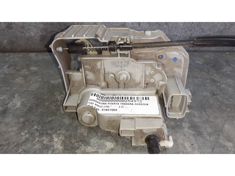 Recambio de cerradura puerta trasera derecha para fiat bravo (198) referencia OEM IAM 51827959  