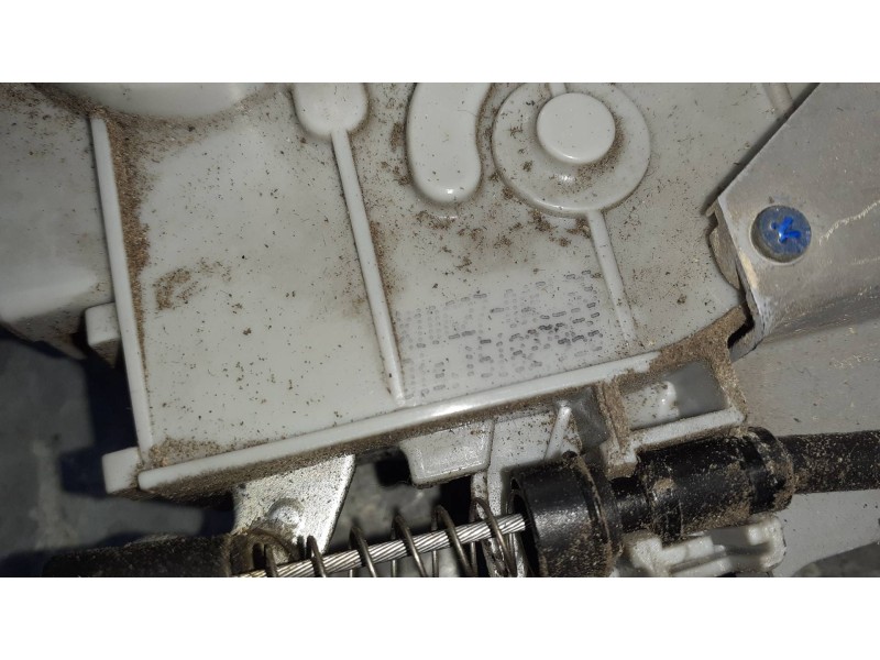 Recambio de cerradura puerta delantera izquierda para fiat bravo (198) referencia OEM IAM 51827956  