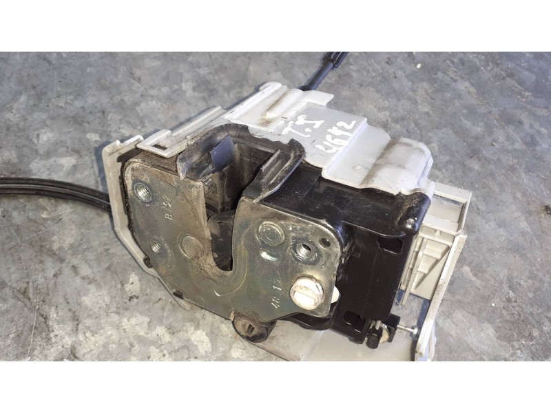 Recambio de cerradura puerta trasera izquierda para fiat bravo (198) referencia OEM IAM 51827960  