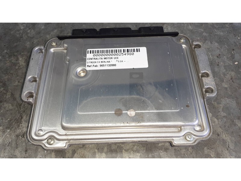 Recambio de centralita motor uce para citroen c4 berlina referencia OEM IAM 9651132880  