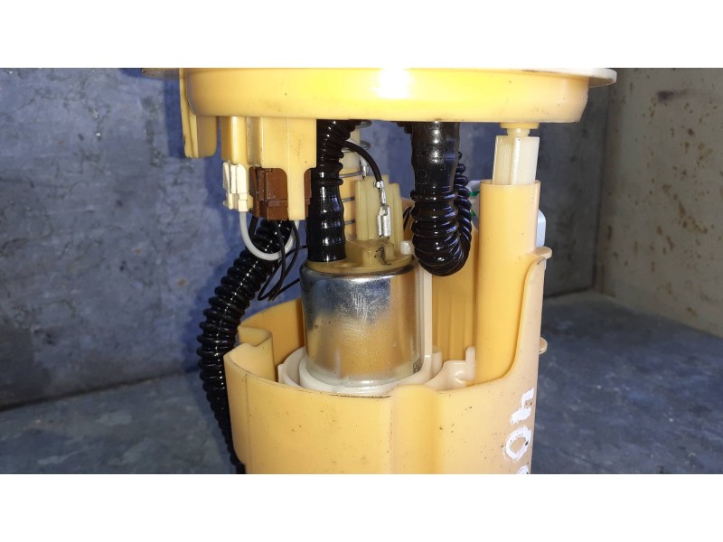 Recambio de aforador para dacia duster ambiance 4x2 referencia OEM IAM 0974252990101 172020371R 202171910332