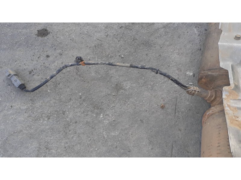 Recambio de catalizador para toyota prius+ referencia OEM IAM 33720  