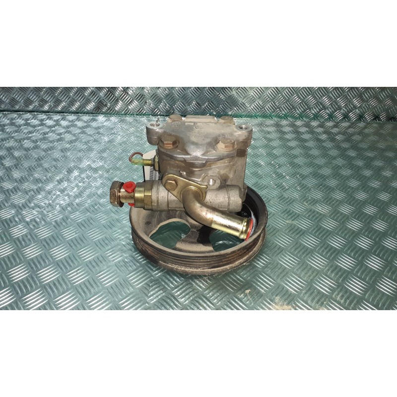 Recambio de bomba direccion para mitsubishi montero pinin (h60/h70) 1800 gdi (3-ptas.) referencia OEM IAM 2FAJ  ES7008