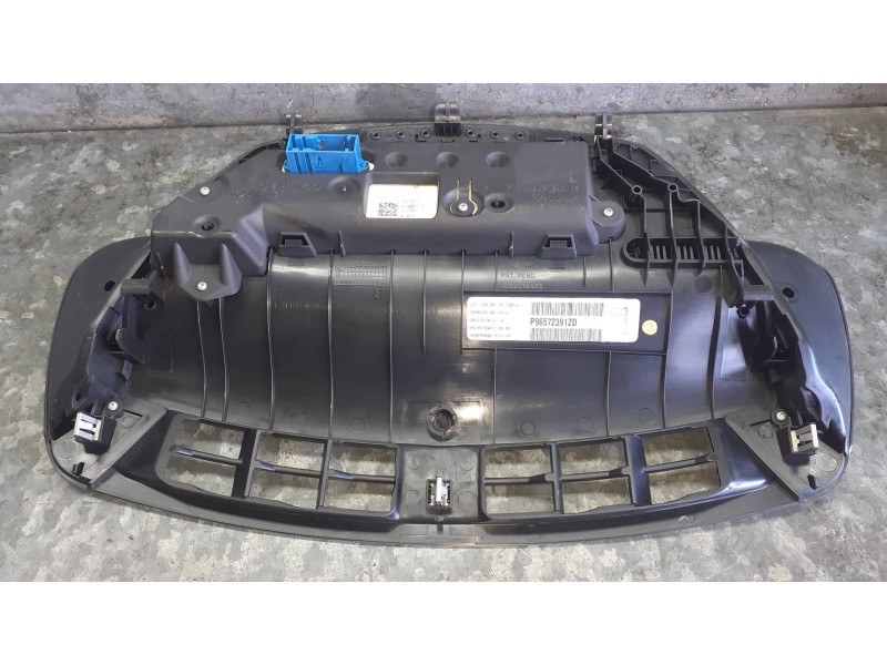 Recambio de cuadro instrumentos para citroen c4 berlina referencia OEM IAM P96572391ZD W002096695 281123579