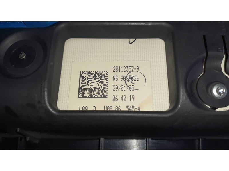 Recambio de cuadro instrumentos para citroen c4 berlina referencia OEM IAM P96572391ZD W002096695 281123579