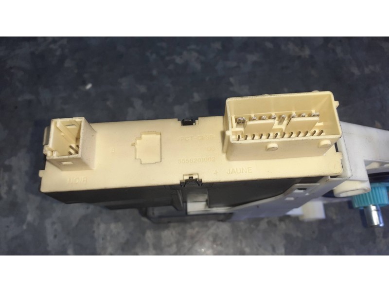 Recambio de motor elevalunas delantero izquierdo para citroen c4 berlina referencia OEM IAM 996385101 0536010902 503620100204