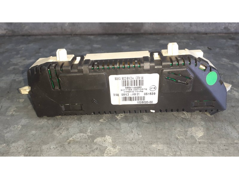 Recambio de pantalla multifuncion para citroen c4 berlina referencia OEM IAM 9654149380 102602000 