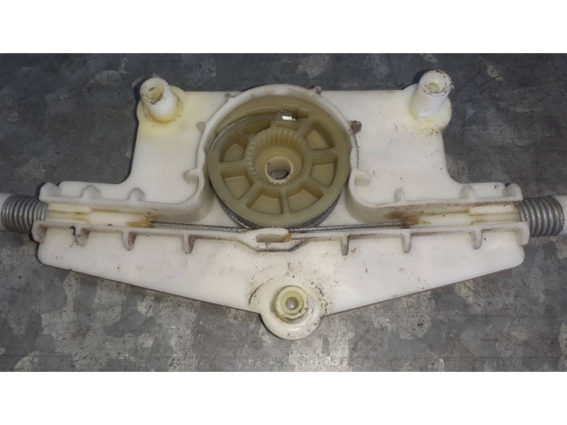 Recambio de elevalunas delantero izquierdo para citroen c4 berlina referencia OEM IAM 997018102 ELECTRICO SIN MOTOR