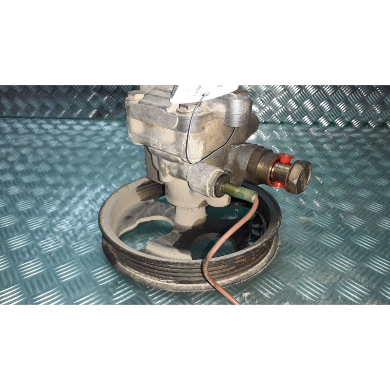 Recambio de bomba direccion para mitsubishi montero pinin (h60/h70) 1800 gdi (3-ptas.) referencia OEM IAM 2FAJ  ES7008