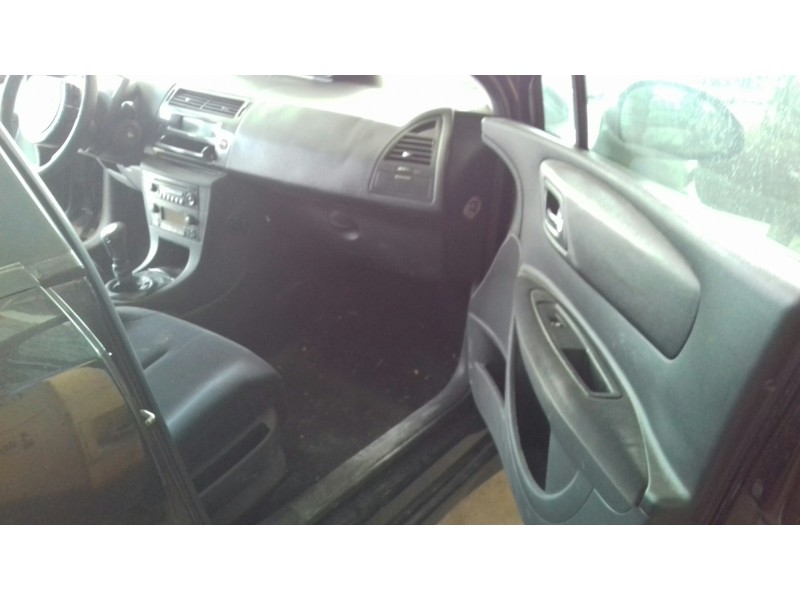 citroen c4 berlina del año 2008