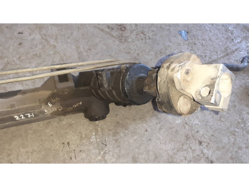 Recambio de cremallera direccion para bmw serie 3 berlina (e46) 320d referencia OEM IAM 6751253 7852974712 6757650