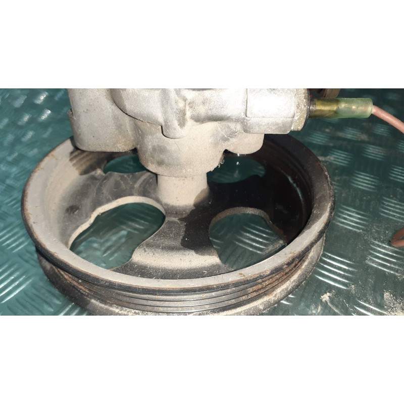 Recambio de bomba direccion para mitsubishi montero pinin (h60/h70) 1800 gdi (3-ptas.) referencia OEM IAM 2FAJ  ES7008