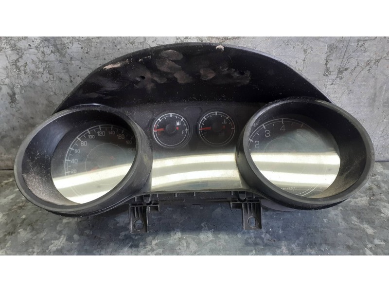 Recambio de cuadro instrumentos para fiat bravo (198) referencia OEM IAM 554000980300 555001980002 