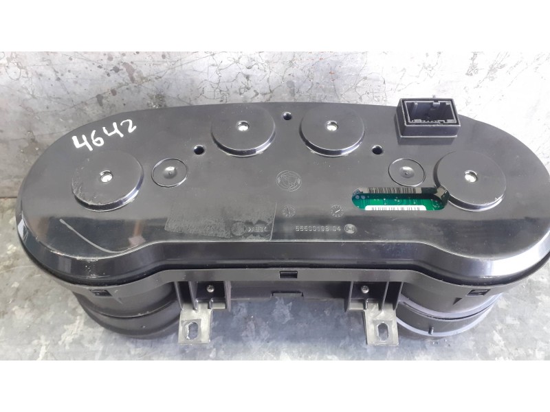 Recambio de cuadro instrumentos para fiat bravo (198) referencia OEM IAM 554000980300 555001980002 