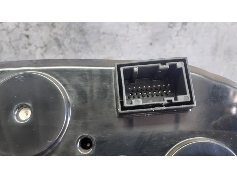 Recambio de cuadro instrumentos para fiat bravo (198) referencia OEM IAM 554000980300 555001980002 