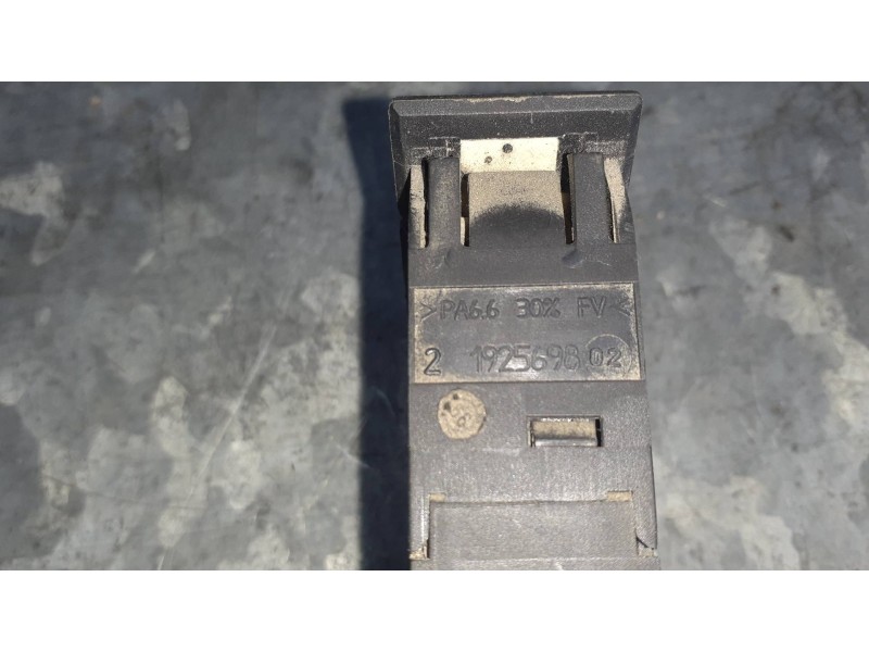 Recambio de mando regulacion faros para fiat scudo (222) referencia OEM IAM 1925698  