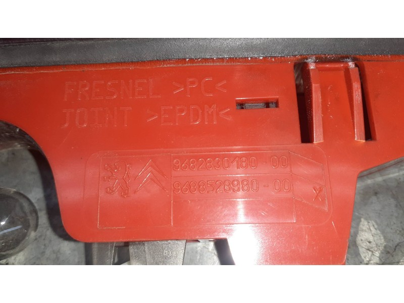 Recambio de luz central de freno para citroen berlingo cuadro referencia OEM IAM 9682830180 9688528980 89071289