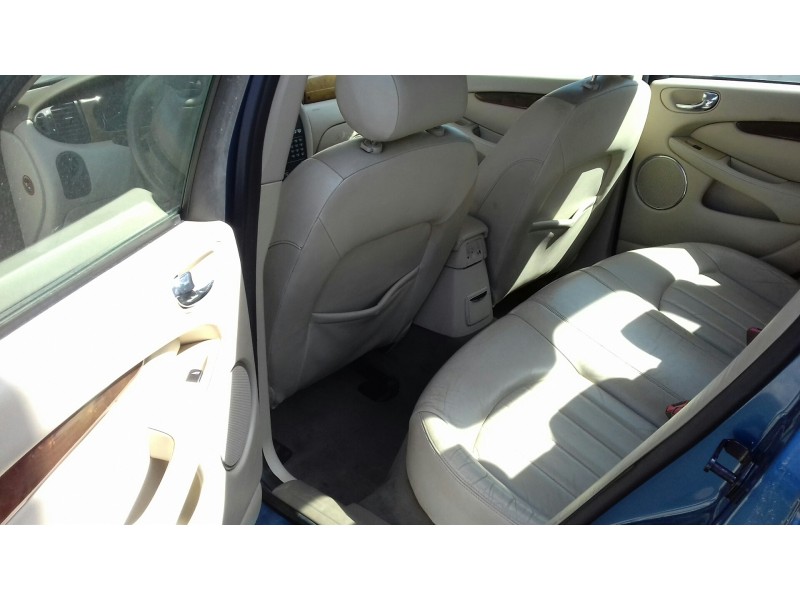 jaguar x-type del año 2001