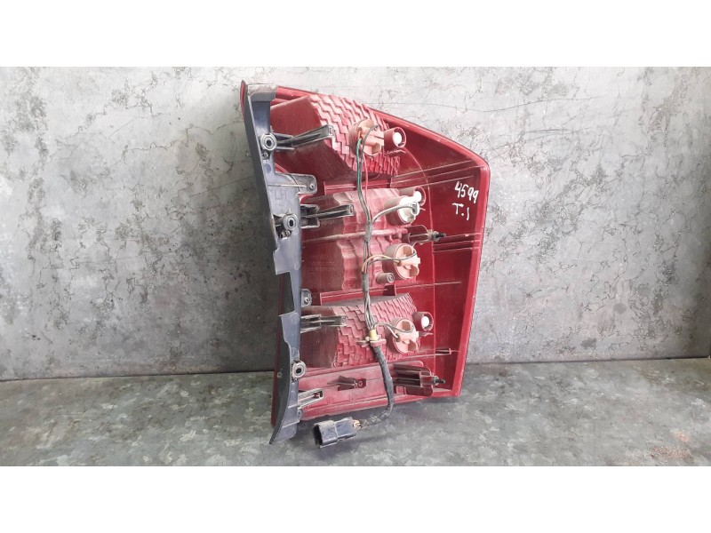 Recambio de piloto trasero izquierdo para kia carens (un) referencia OEM IAM 32401100L 924011DOL 