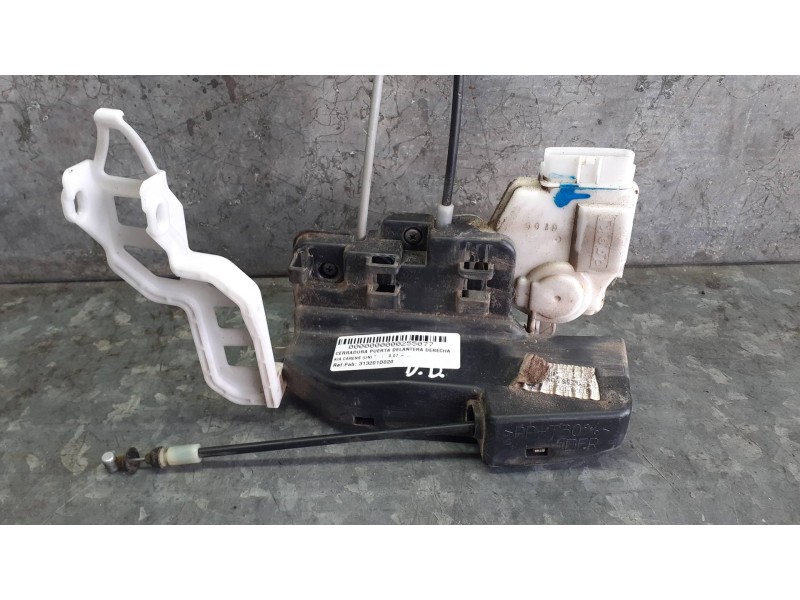 Recambio de cerradura puerta delantera derecha para kia carens (un) referencia OEM IAM 313201D020  