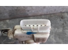 Recambio de cerradura puerta delantera derecha para kia carens (un) referencia OEM IAM 313201D020   2