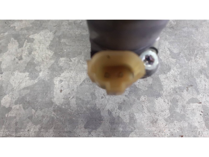 Recambio de motor elevalunas delantero derecho para kia carens (un) referencia OEM IAM   