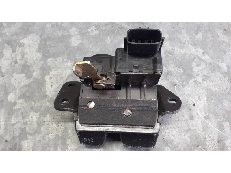 Recambio de cerradura maletero / porton para kia carens (un) referencia OEM IAM   