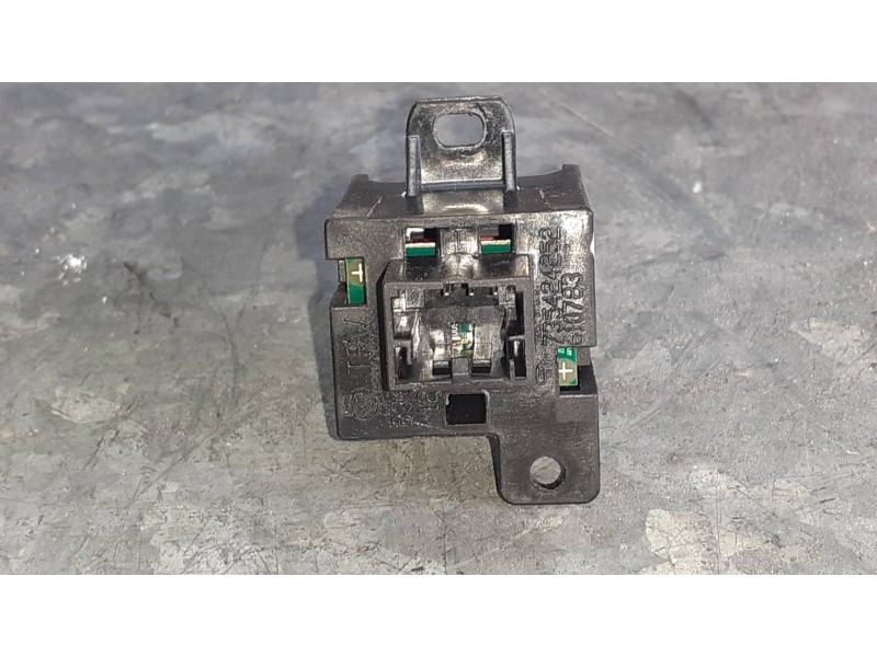 Recambio de bomba agua para fiat bravo (198) referencia OEM IAM 735424252 610783 011638