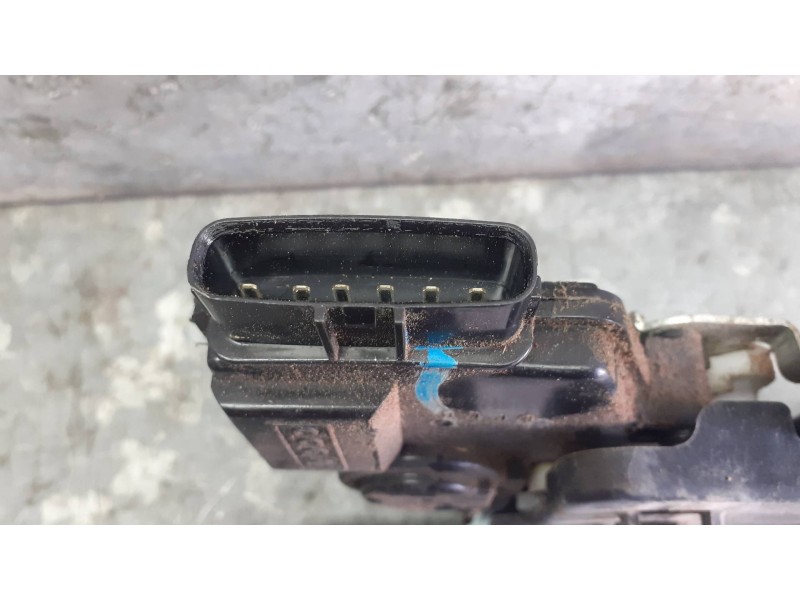 Recambio de cerradura puerta delantera izquierda para kia carens (un) referencia OEM IAM   